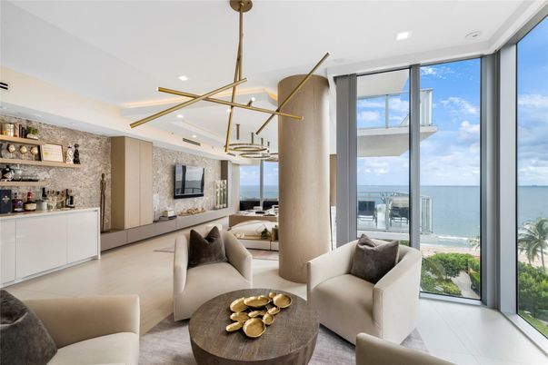 Interior, Living room, Pendant Lights, Recessed Lighting, Water