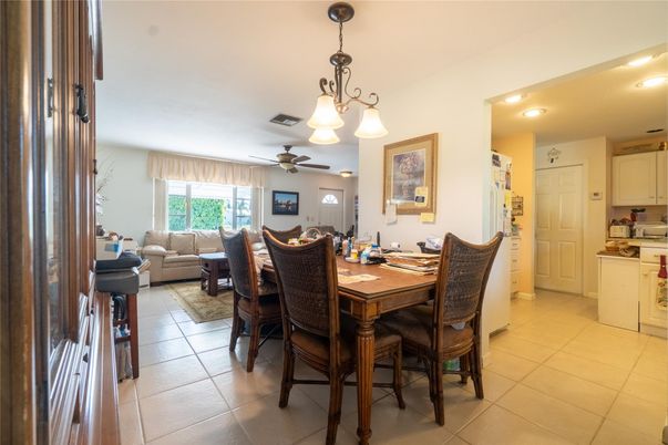 Chandelier, Dining room, Interior, Kitchen, Living room, Recessed Lighting