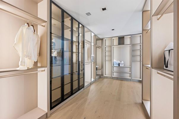 Interior, Walk-in Closets, Wood Texture Flooring