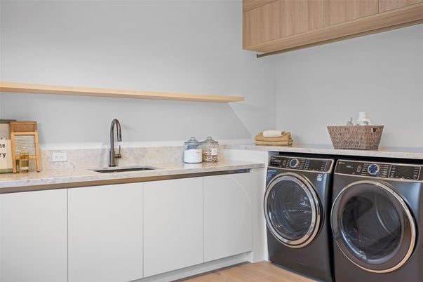 Interior, Washer, Wood Texture Flooring