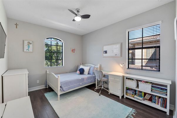 Bedroom, Home Office, Interior, Wood Texture Flooring