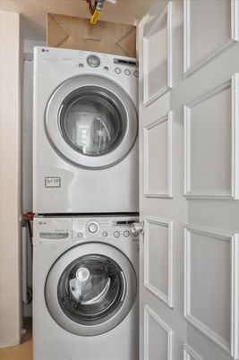 Interior, Utility Closets, Washer