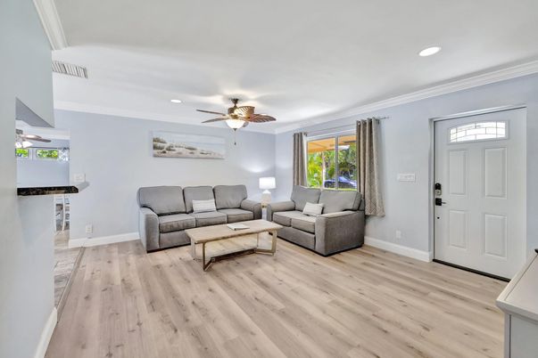 Interior, Living room, Recessed Lighting, Wood Texture Flooring