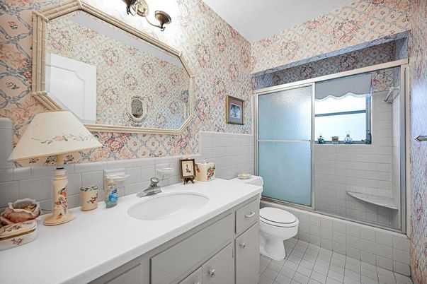 DE Listing image placeholder