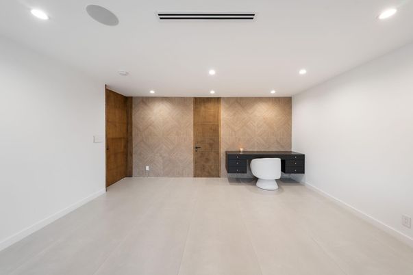 Interior, Recessed Lighting