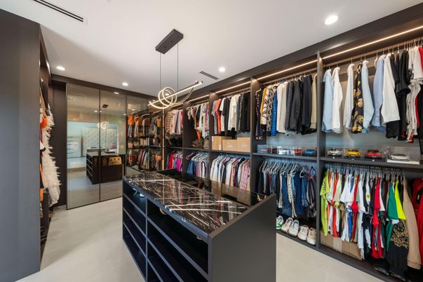 Bathroom, Glass Shower, Interior, Pendant Lights, Recessed Lighting, Walk-in Closets