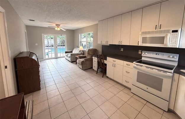 Interior, Kitchen, Living room