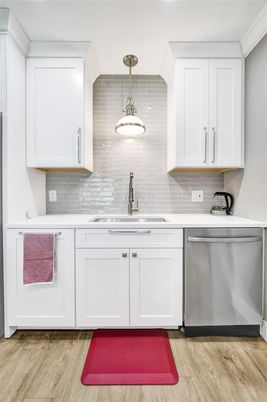 Interior, Kitchen, Pendant Lights, Wood Texture Flooring