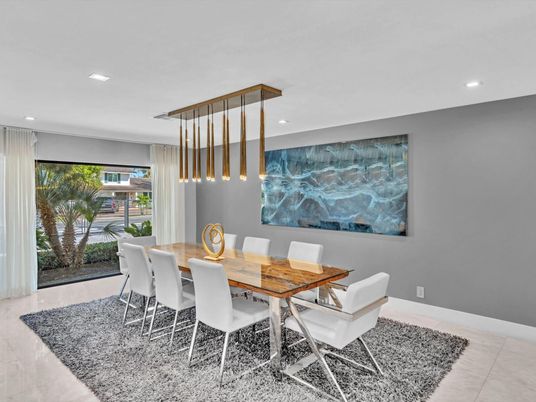 Dining room, Interior, Pendant Lights, Recessed Lighting