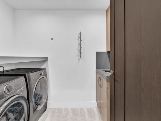 Interior, Utility Closets, Washer
