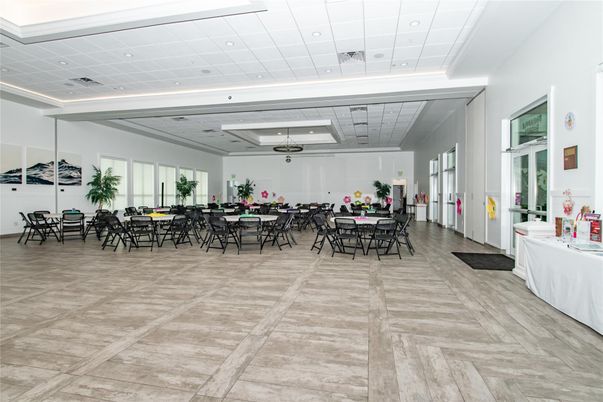 Dining room, Interior, Recessed Lighting