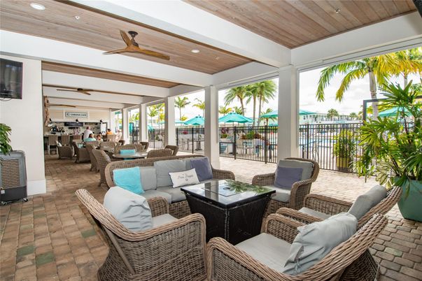 Exterior, Interior, Living room, Recessed Lighting