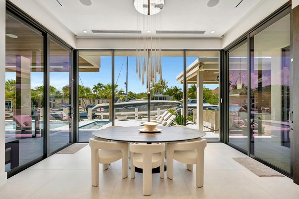 Dining room, Interior, Pendant Lights, Recessed Lighting