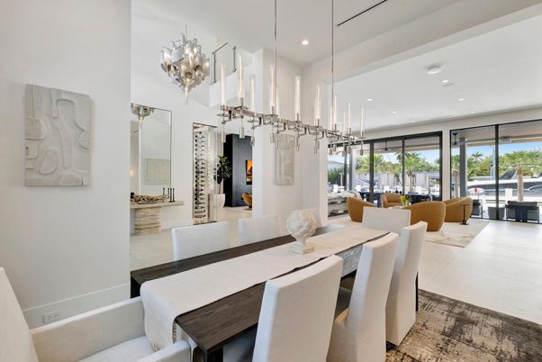 Chandelier, Dining room, Interior, Living room, Pendant Lights, Recessed Lighting
