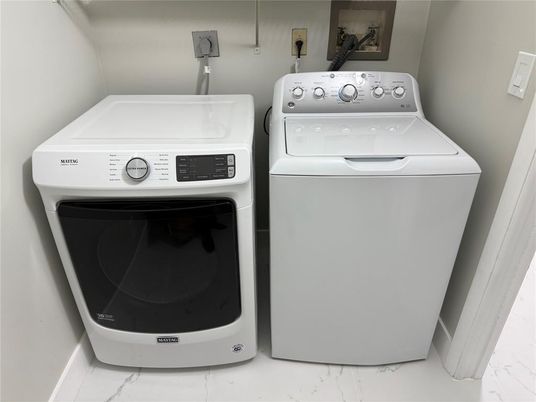 Interior, Utility Closets, Washer