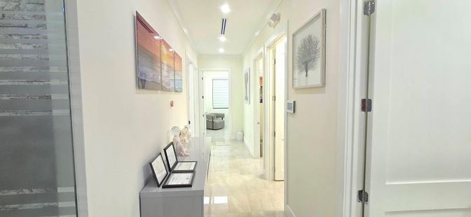 Interior, Recessed Lighting