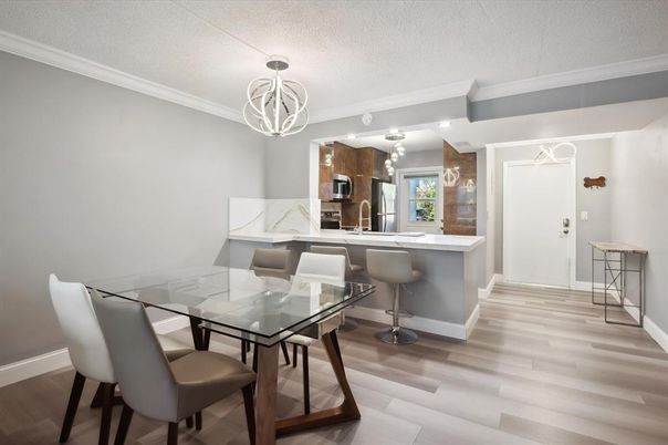Dining room, Interior, Kitchen, Pendant Lights, Recessed Lighting, Wood Texture Flooring