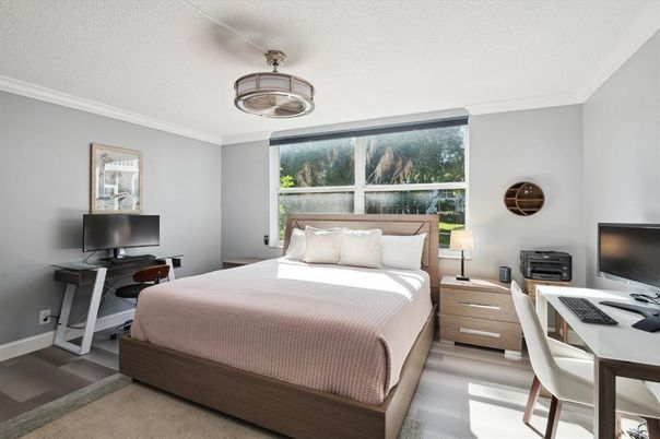 Bedroom, Home Office, Interior, Wood Texture Flooring