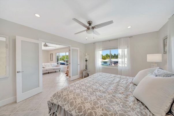 Bedroom, Interior, Recessed Lighting