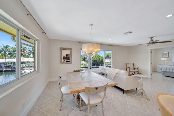 Chandelier, Dining room, Interior, Living room, Recessed Lighting