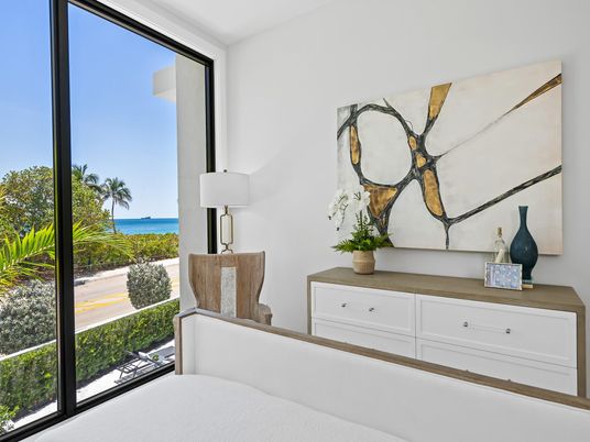 Bedroom, Interior, Water