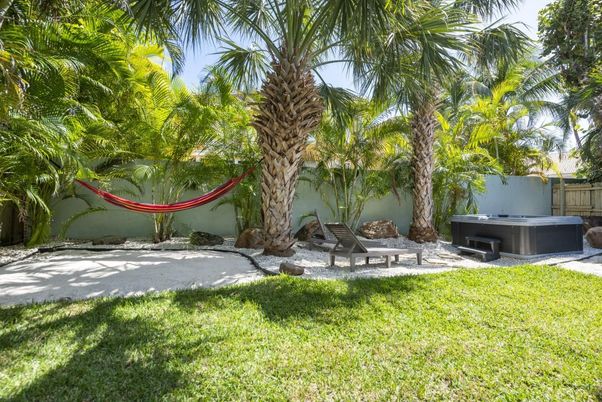Backyard, Exterior, Hot Tub