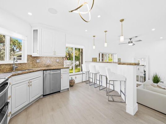 Interior, Kitchen, Pendant Lights, Recessed Lighting, Wood Texture Flooring