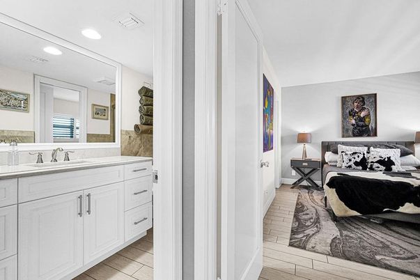 Bathroom, Bedroom, Interior, Recessed Lighting, Wood Texture Flooring