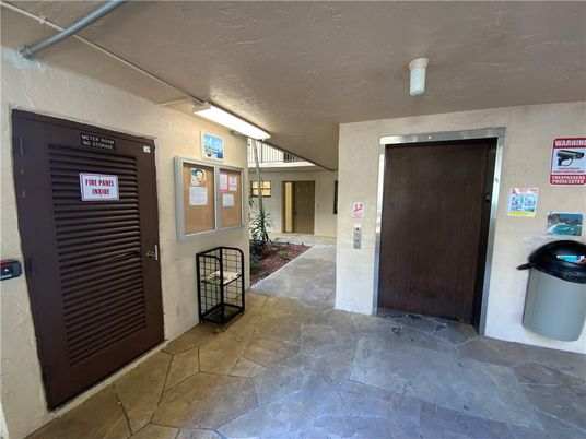 Elevator, Interior