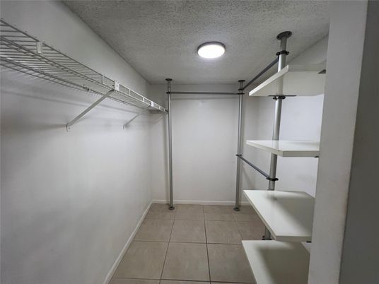 Interior, Walk-in Closets