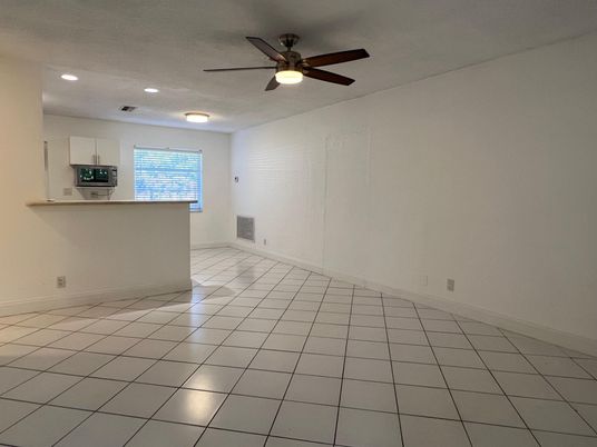 Empty room, Interior, Kitchen, Recessed Lighting