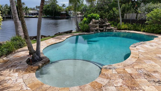 Exterior, Lake, Pool, Water