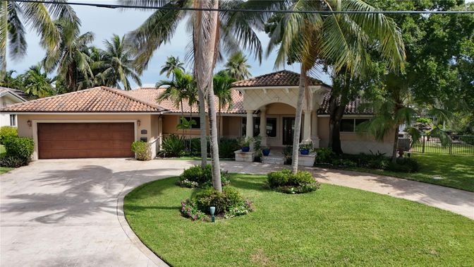 Attached, Backyard, Exterior, Facade, Mediterranean