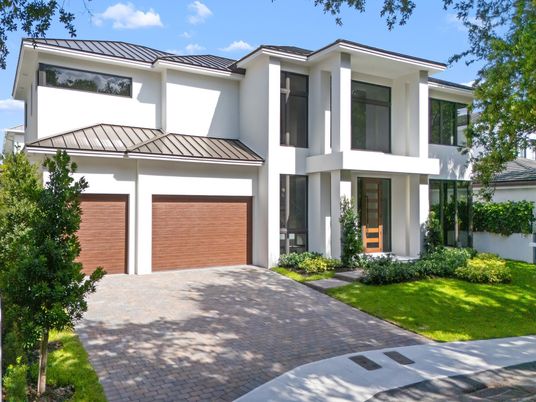 Attached, Exterior, Facade, Modern