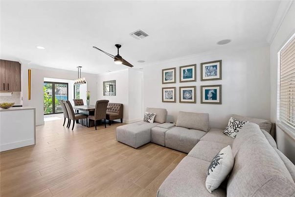 Chandelier, Dining room, Interior, Living room, Recessed Lighting, Wood Texture Flooring