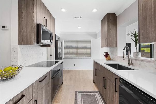 Interior, Kitchen, Recessed Lighting, Wood Texture Flooring