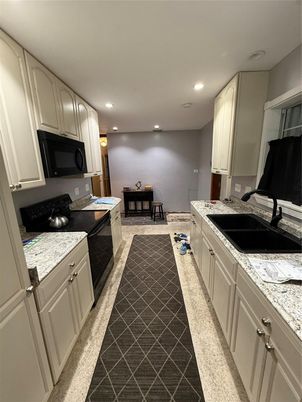Dining room, Interior, Kitchen, Recessed Lighting