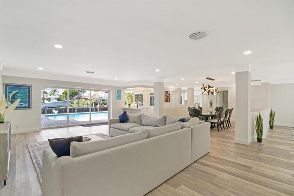 Dining room, Interior, Living room, Pendant Lights, Recessed Lighting, Wood Texture Flooring