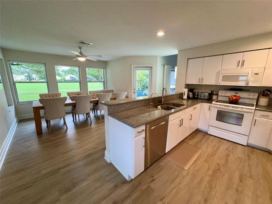 Dining room, Interior, Kitchen, Recessed Lighting, Wood Texture Flooring