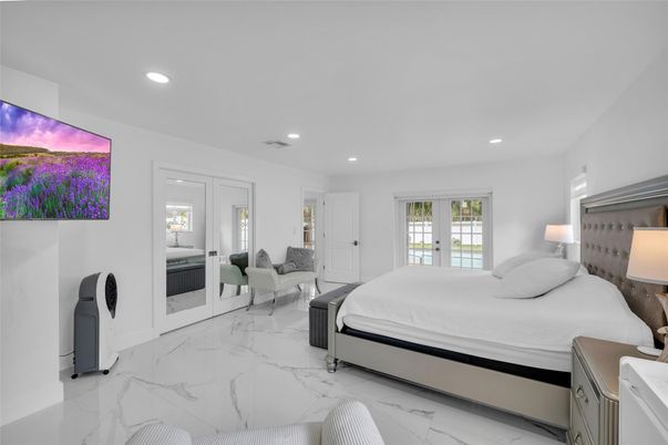 Bedroom, Interior, Marble, Recessed Lighting