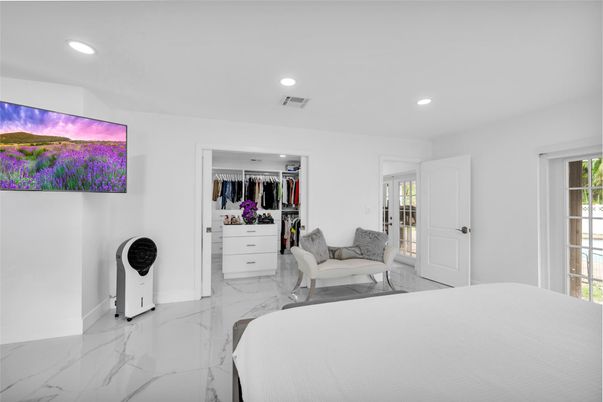 Bedroom, Interior, Marble, Recessed Lighting