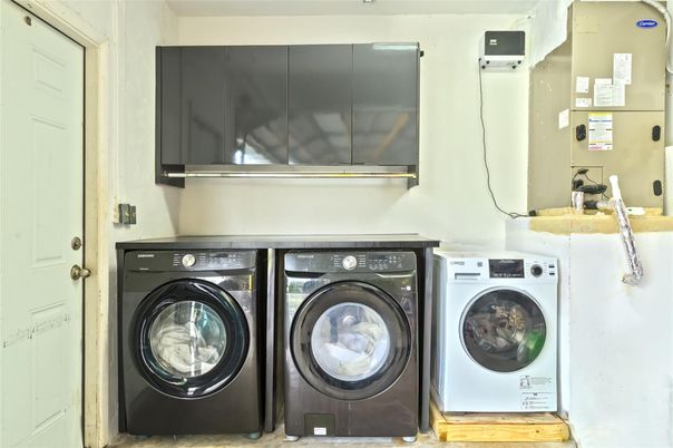 Interior, Washer