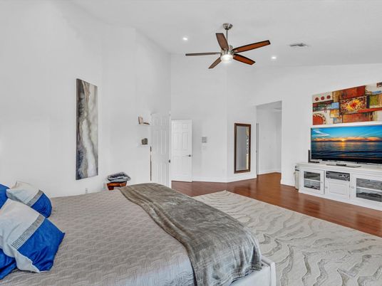 Bedroom, Interior, Recessed Lighting, Wood Texture Flooring