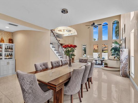 Chandelier, Dining room, Interior, Living room, Recessed Lighting