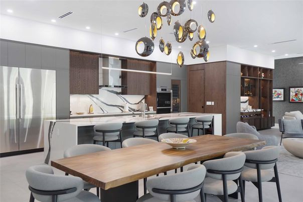 Dining room, Interior, Kitchen, Pendant Lights, Recessed Lighting, Stainless Steel Appliances