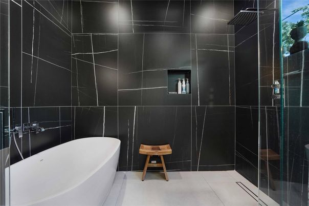 Bathroom, Free Standing Baths, Interior