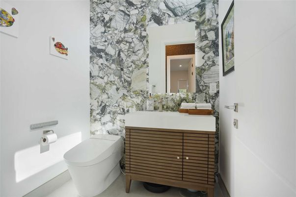 Bathroom, Interior