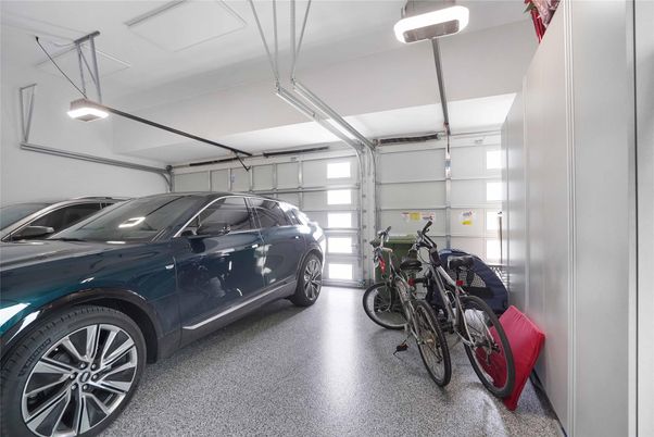 Garage, Interior
