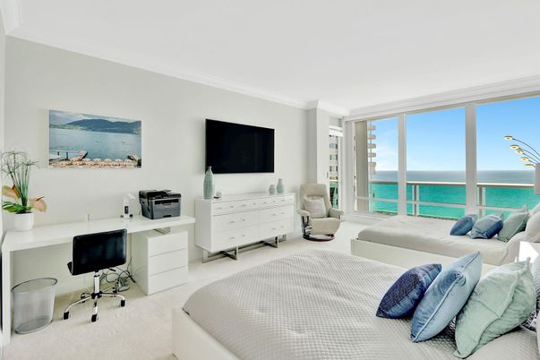 Bedroom, Home Office, Interior, Water