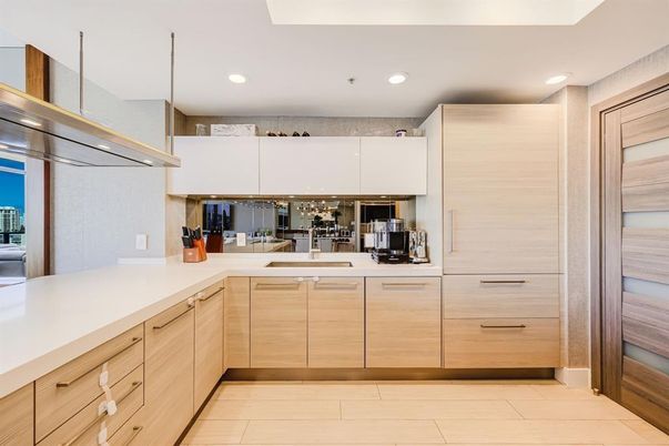 Interior, Kitchen, Recessed Lighting
